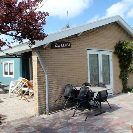 With A Sunny Garden Holiday home Sint Maartensvlotbrug