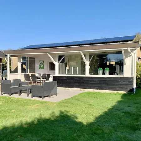 Holiday home With A Sunny Garden *
