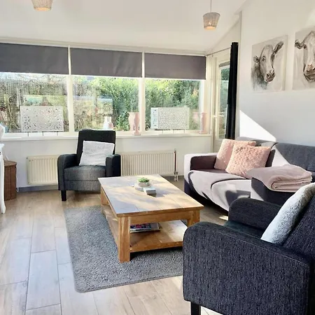 Holiday home With A Sunny Garden *