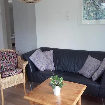 Holiday home With A Sunny Garden *