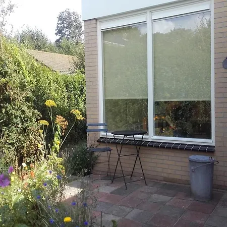 Holiday home With A Sunny Garden *