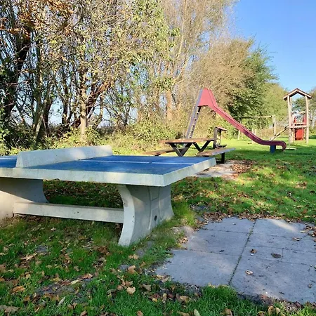 Holiday home With A Sunny Garden Sint Maartensvlotbrug