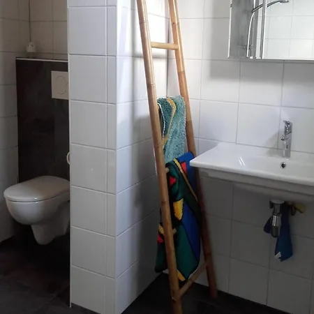 With A Sunny Garden * Sint Maartensvlotbrug