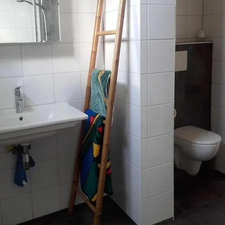 With A Sunny Garden * Sint Maartensvlotbrug