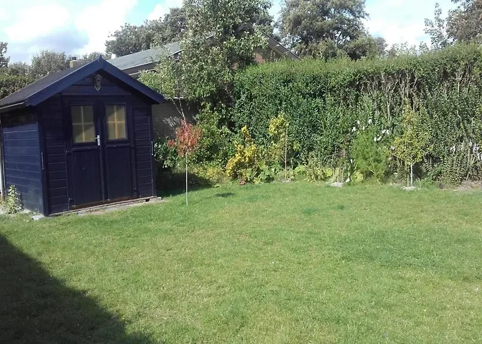 With A Sunny Garden Sint Maartensvlotbrug