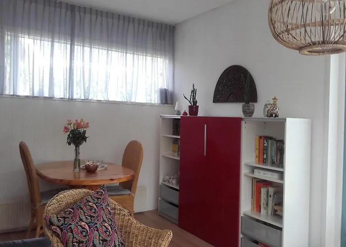 Hébergement de vacances With A Sunny Garden *